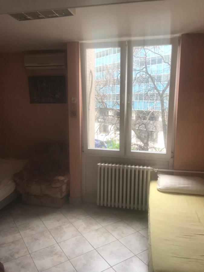 Kalamaras Apartments Skopje Ngoại thất bức ảnh